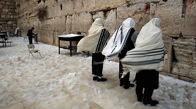 snow-jerusalem-121313